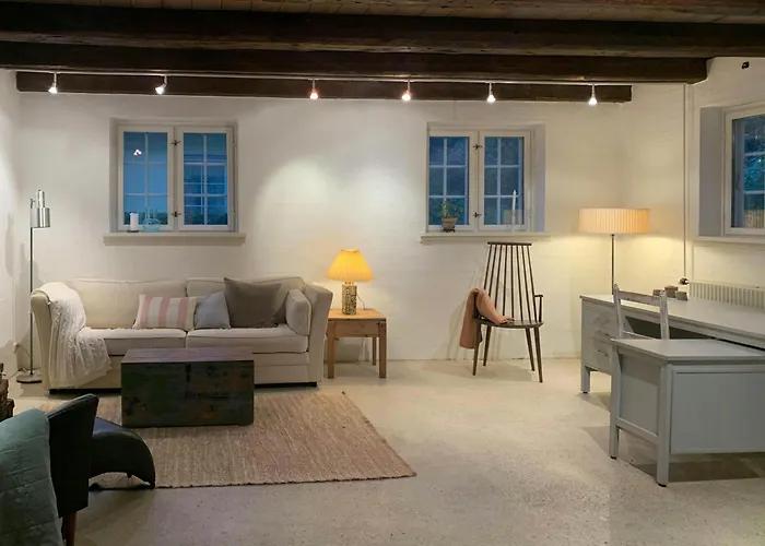 Idyllic House In A Scenic Garden *